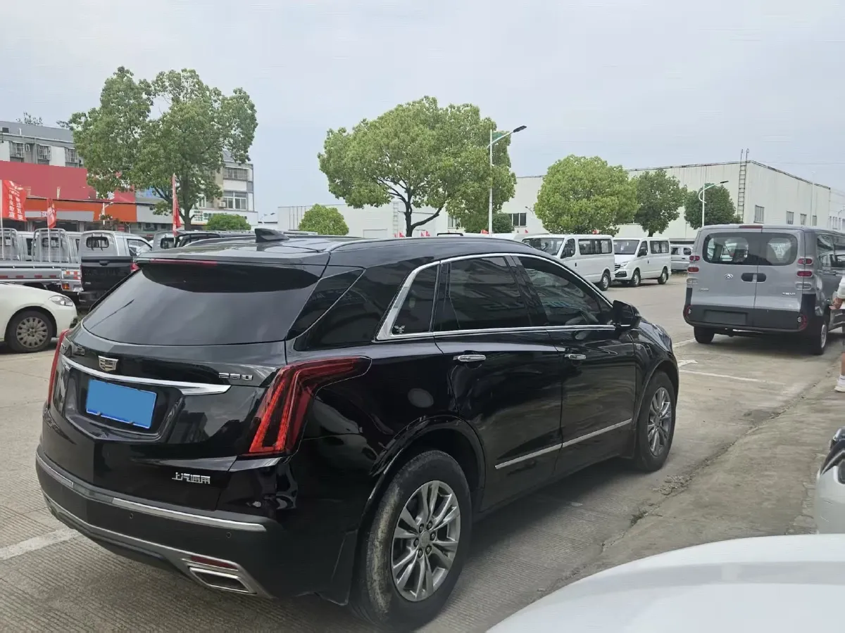 2021 Cadillac XT5 2.0T 237HP L4 9AT,autocango,china used car exporter,china ev exporter,chinese used car exporter,chinese used ev exporter