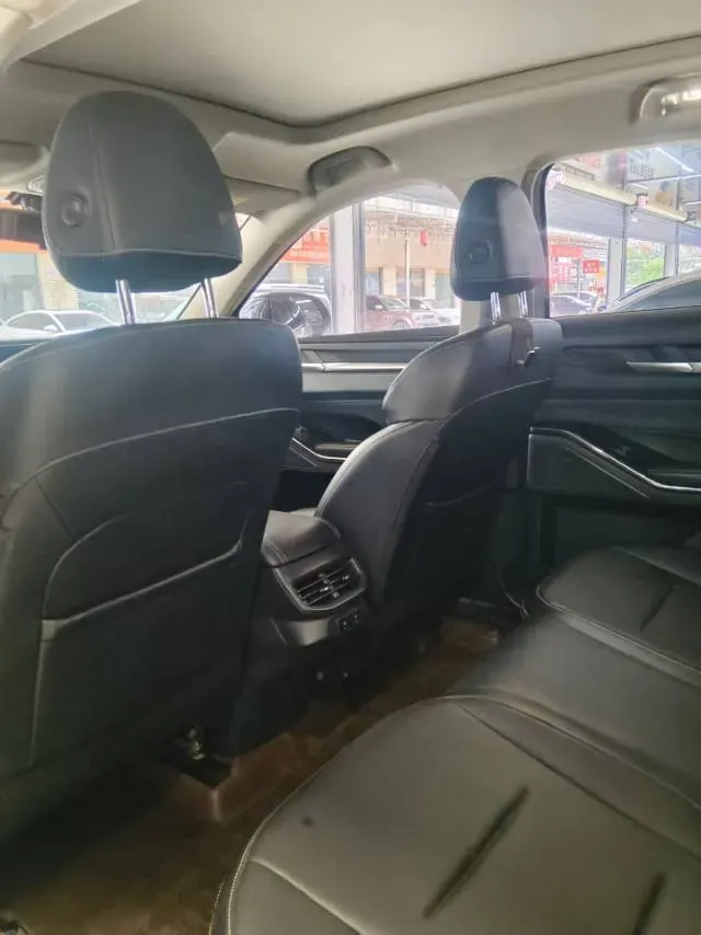 2021 Haval H6 1.5T 169HP L4 7DCT,autocango,china used car exporter,china ev exporter,chinese used car exporter,chinese used ev exporter