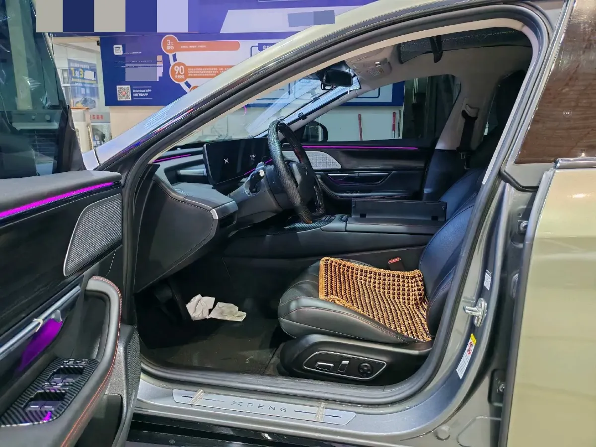 2020 DS 7 1.6T 215HP L4 8AT,autocango,china used car exporter,china ev exporter,chinese used car exporter,chinese used ev exporter