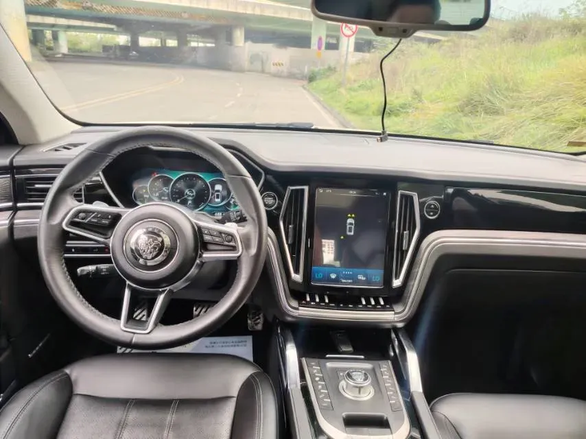 2017 Zotye T700 1.8T 177HP L4 6DCT,autocango,china used car exporter,china ev exporter,chinese used car exporter,chinese used ev exporter