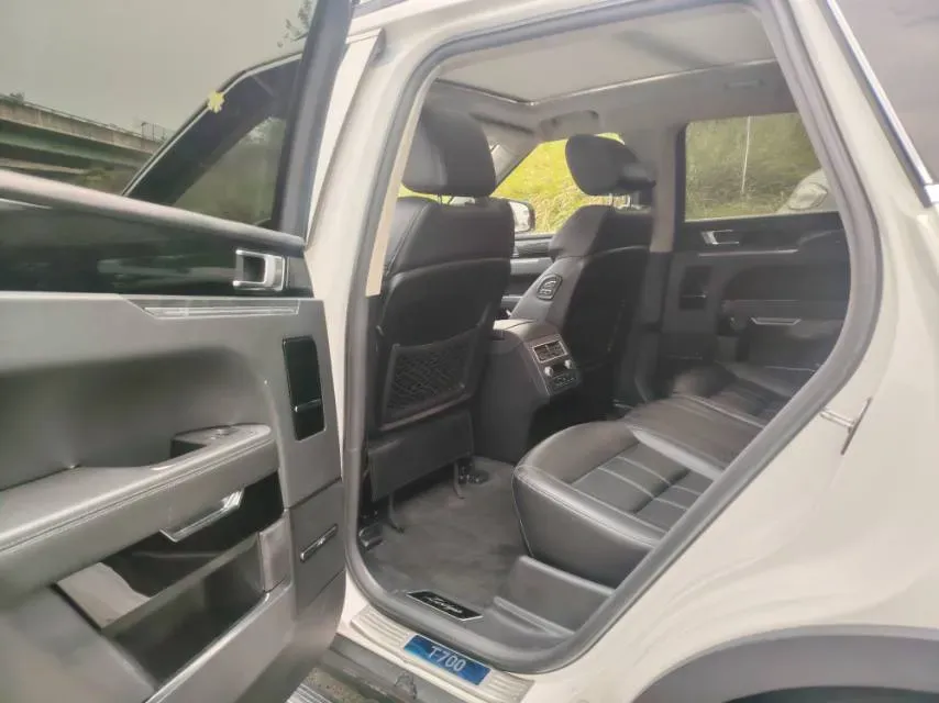 2017 Zotye T700 1.8T 177HP L4 6DCT,autocango,china used car exporter,china ev exporter,chinese used car exporter,chinese used ev exporter