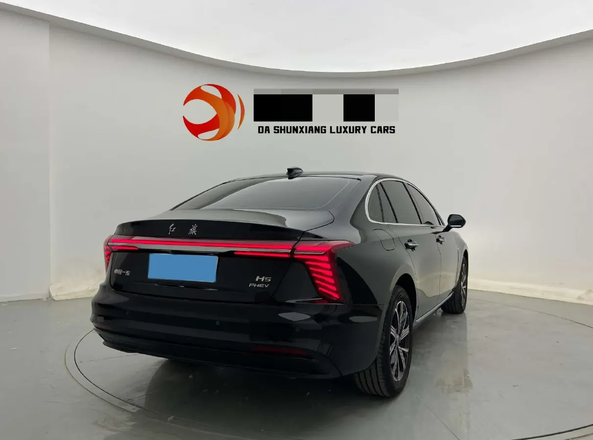 2025 HongQi H5 1.5T 150HP L4 1DHT PHEV,autocango,china used car exporter,china ev exporter,chinese used car exporter,chinese used ev exporter