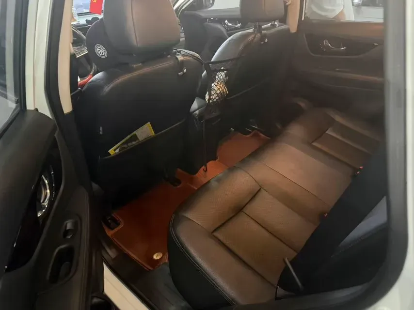 2022 Nissan X-Trail 2.0L 151HP L4 CVT,autocango,china used car exporter,china ev exporter,chinese used car exporter,chinese used ev exporter