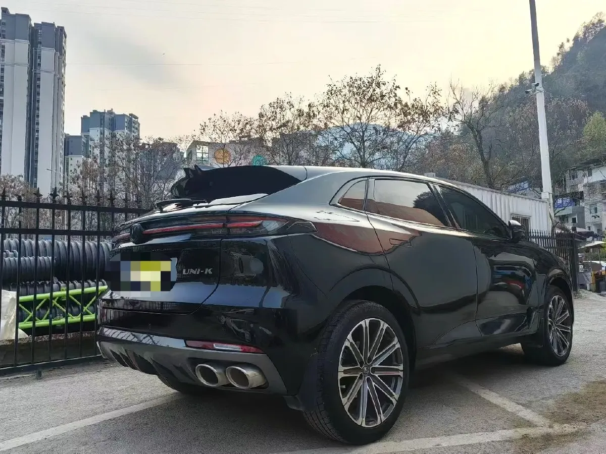2021 ChangAn UNI-K 2.0T 233HP L4 8AT,autocango,china used car exporter,china ev exporter,chinese used car exporter,chinese used ev exporter