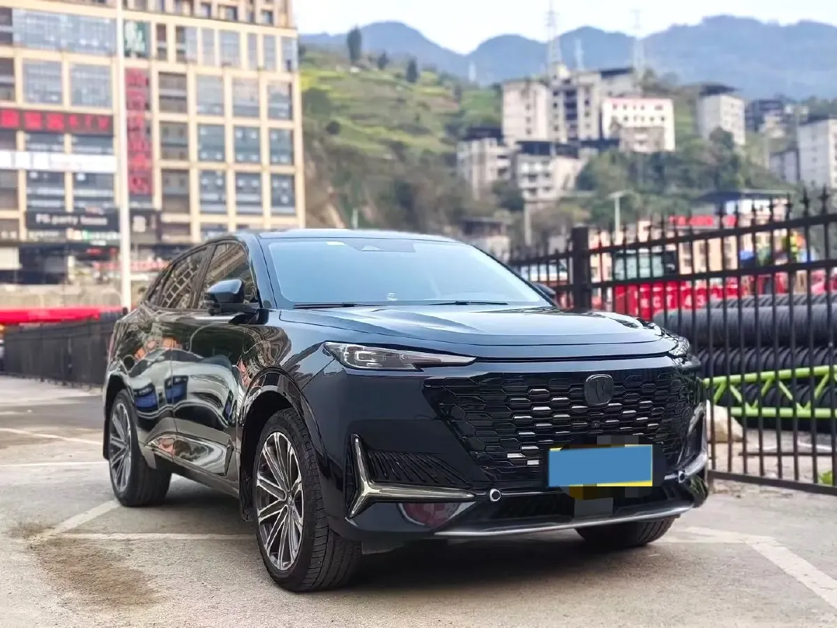 2021 ChangAn UNI-K 2.0T 233HP L4 8AT,autocango,china used car exporter,china ev exporter,chinese used car exporter,chinese used ev exporter
