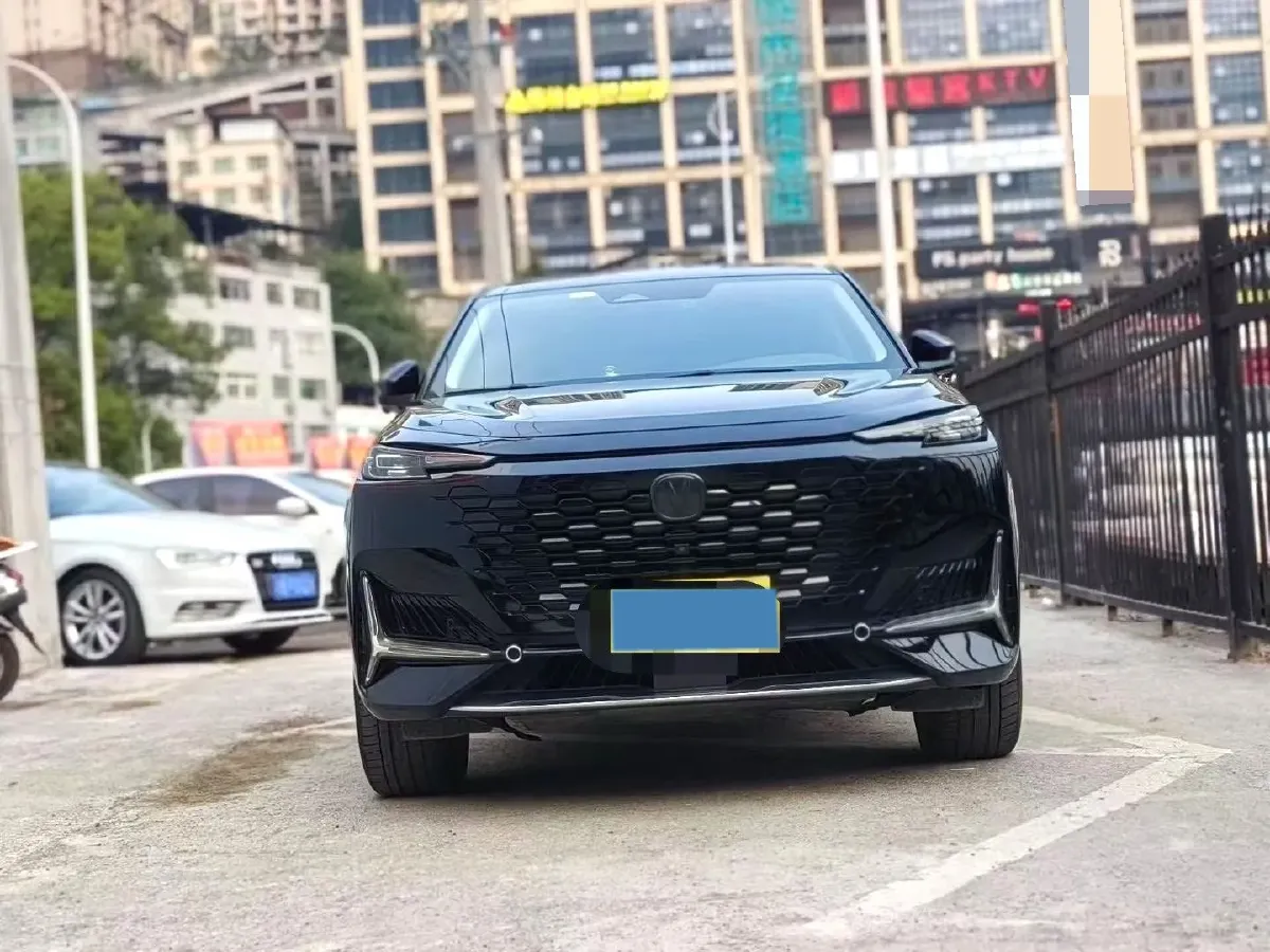 2021 ChangAn UNI-K 2.0T 233HP L4 8AT,autocango,china used car exporter,china ev exporter,chinese used car exporter,chinese used ev exporter