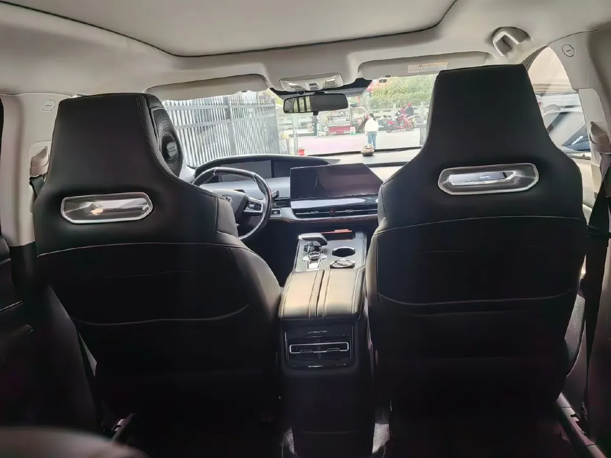 2021 ChangAn UNI-K 2.0T 233HP L4 8AT,autocango,china used car exporter,china ev exporter,chinese used car exporter,chinese used ev exporter