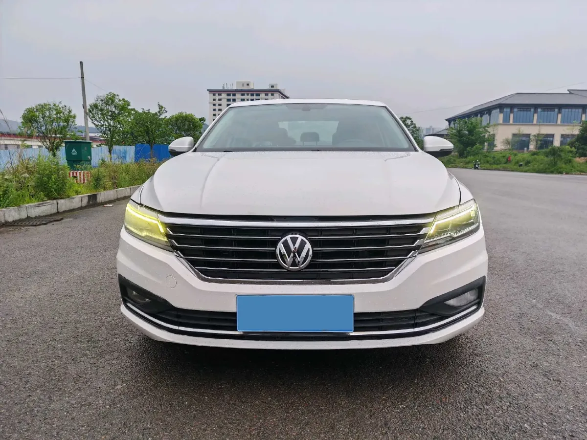 2019 Volkswagen Lavida 1.5L 113HP L4 5MT,autocango,china used car exporter,china ev exporter,chinese used car exporter,chinese used ev exporter