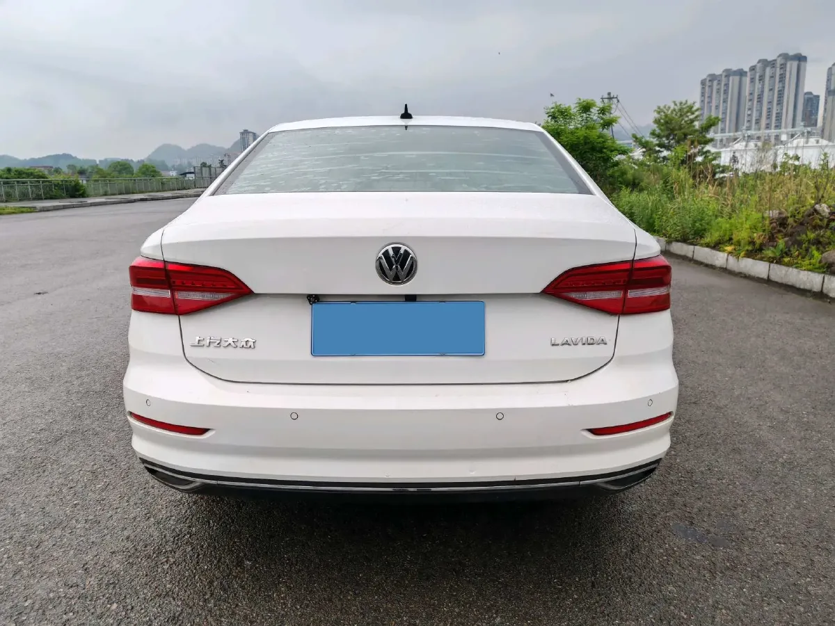 2019 Volkswagen Lavida 1.5L 113HP L4 5MT,autocango,china used car exporter,china ev exporter,chinese used car exporter,chinese used ev exporter