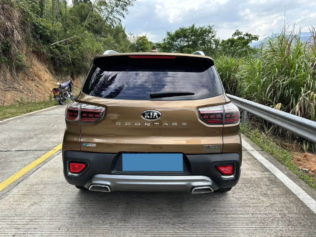 2018 Kia Sportage R 2.0L 160HP L4 6AT,autocango,china used car exporter,china ev exporter,chinese used car exporter,chinese used ev exporter