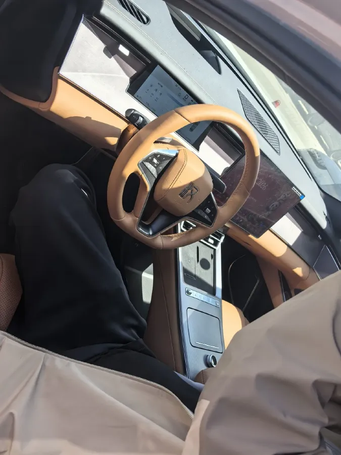 2025 BYD HanL BEV,autocango,china used car exporter,china ev exporter,chinese used car exporter,chinese used ev exporter