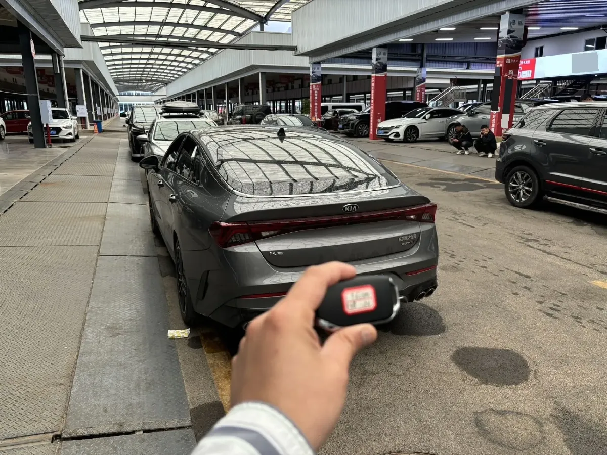 2020 Kia K5 2.0T 240HP L4 8AT,autocango,china used car exporter,china ev exporter,chinese used car exporter,chinese used ev exporter