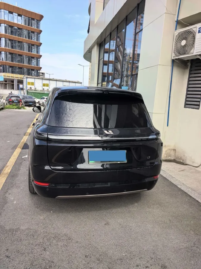 2025 Li L9 Range Extended 154HP REEV,autocango,china used car exporter,china ev exporter,chinese used car exporter,chinese used ev exporter
