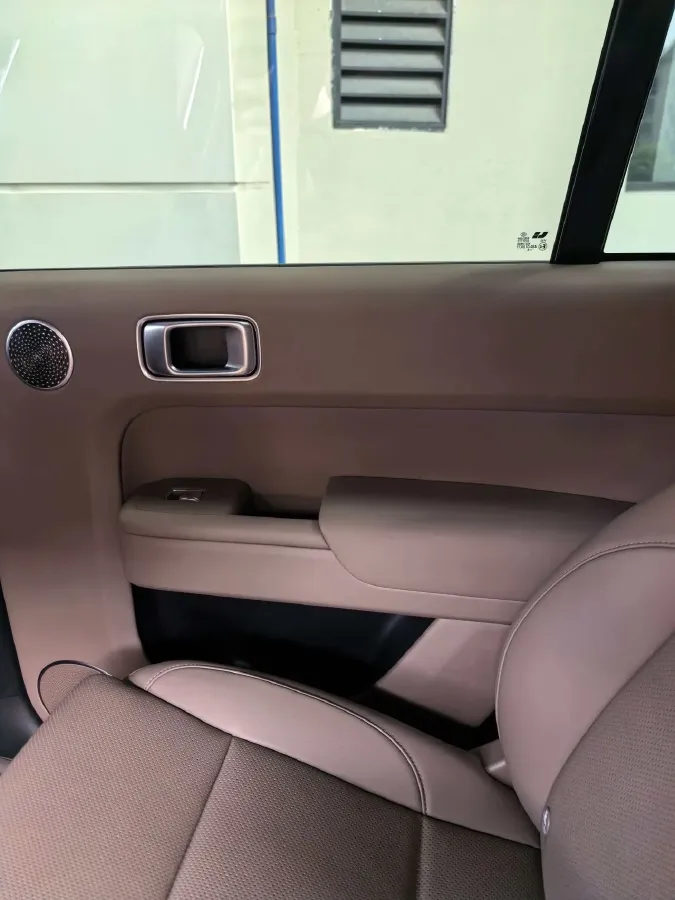 2025 Li L9 Range Extended 154HP REEV,autocango,china used car exporter,china ev exporter,chinese used car exporter,chinese used ev exporter