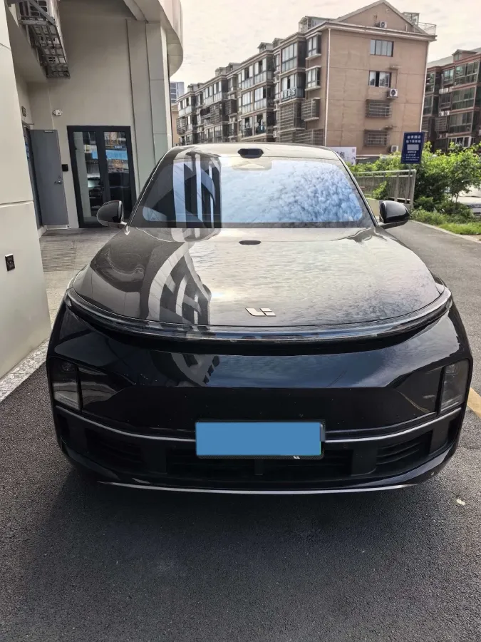 2025 Li L9 Range Extended 154HP REEV,autocango,china used car exporter,china ev exporter,chinese used car exporter,chinese used ev exporter