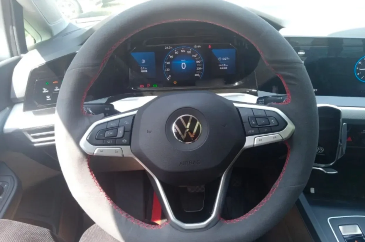 2021 Volkswagen Golf 1.4T 150HP L4 7DCT,autocango,china used car exporter,china ev exporter,chinese used car exporter,chinese used ev exporter