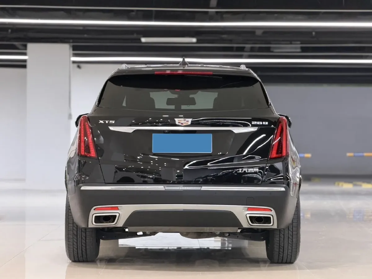 2023 Cadillac XT5 2.0T 237HP L4 9AT,autocango,china used car exporter,china ev exporter,chinese used car exporter,chinese used ev exporter