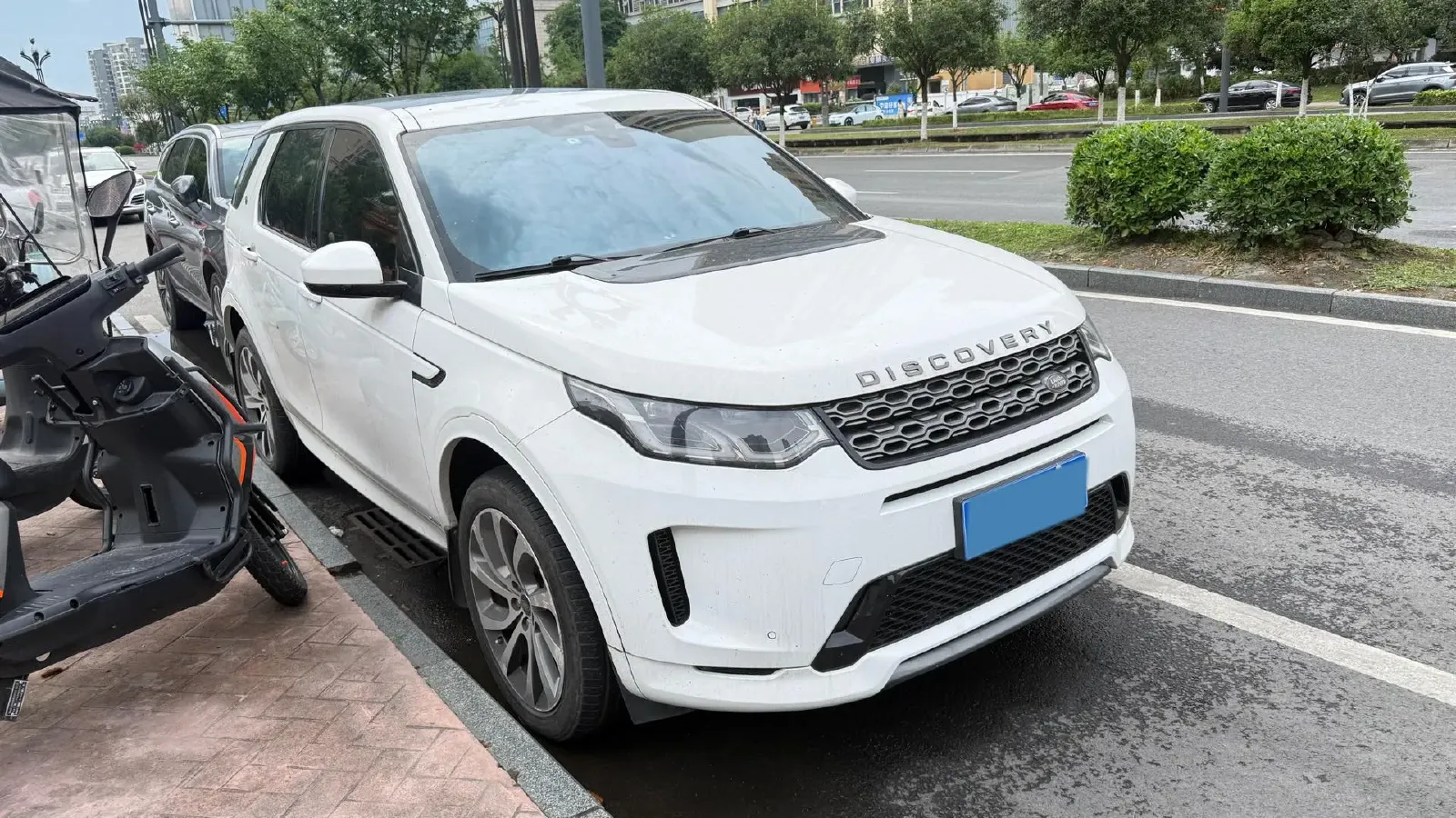 2020 Land Rover Discovery Sport 2.0T 249HP L4 9AT,autocango,china used car exporter,china ev exporter,chinese used car exporter,chinese used ev exporter