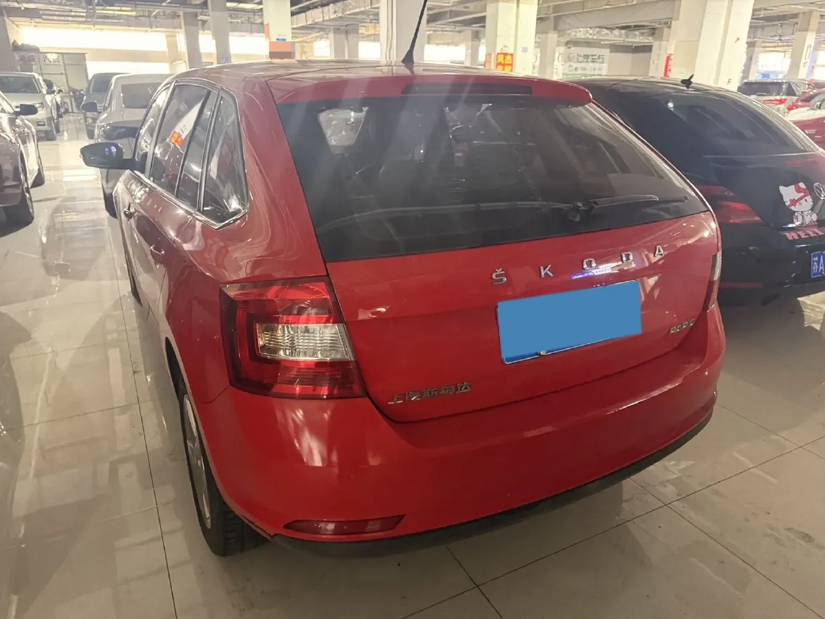2019 Skoda Rapid Spaceback 1.5L 110HP L4 6AT,autocango,china used car exporter,china ev exporter,chinese used car exporter,chinese used ev exporter