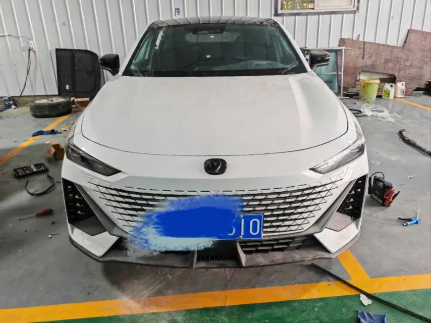 2023 ChangAn UNI-V 1.5T 188HP L4 7DCT,autocango,china used car exporter,china ev exporter,chinese used car exporter,chinese used ev exporter