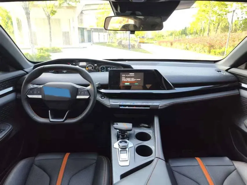 2023 ChangAn UNI-V 1.5T 188HP L4 7DCT,autocango,china used car exporter,china ev exporter,chinese used car exporter,chinese used ev exporter