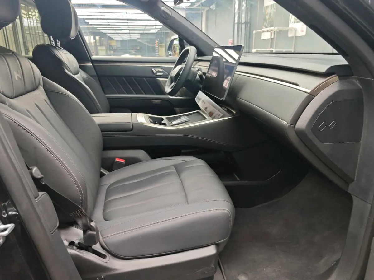 2025 ONVO L90 BEV,autocango,china used car exporter,china ev exporter,chinese used car exporter,chinese used ev exporter