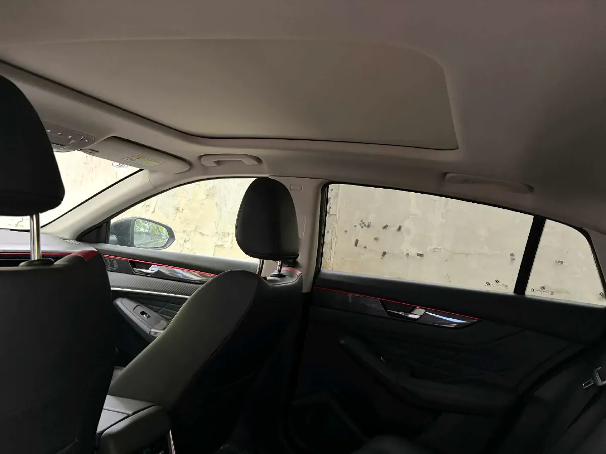 2021 DongFeng Aeolus YiXuan MAX 1.5T 190HP L4 7DCT,autocango,china used car exporter,china ev exporter,chinese used car exporter,chinese used ev exporter