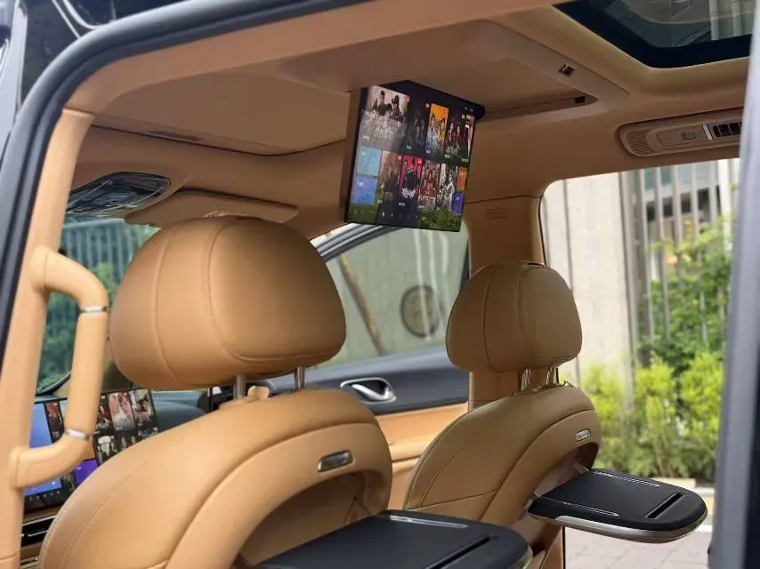 2025 Voyah Dream 1.5T 150HP L4 PHEV 41.7KWH,autocango,china used car exporter,china ev exporter,chinese used car exporter,chinese used ev exporter