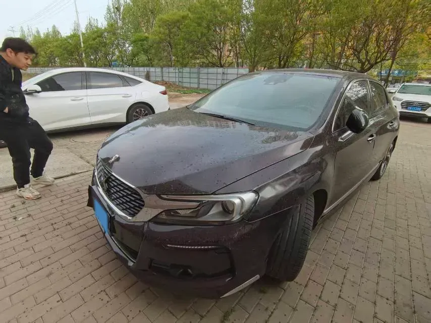 2018 DS 5LS 1.6T 167HP L4 6AT,autocango,china used car exporter,china ev exporter,chinese used car exporter,chinese used ev exporter