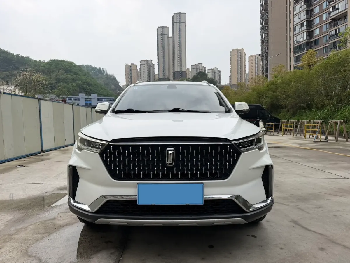 2019 Bestune T33 1.6L 114HP L4 6AT,autocango,china used car exporter,china ev exporter,chinese used car exporter,chinese used ev exporter