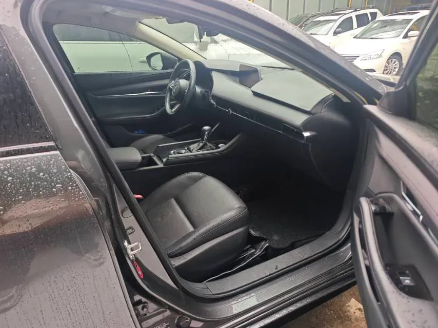 2021 Mazda 3 Axela 2.0L 158HP L4 6AT,autocango,china used car exporter,china ev exporter,chinese used car exporter,chinese used ev exporter