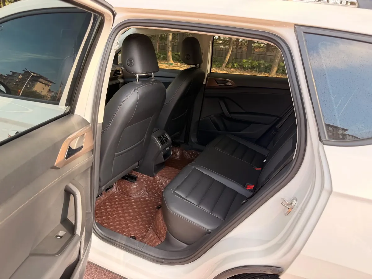 2021 Volkswagen Tharu 1.4T 150HP L4 7DCT,autocango,china used car exporter,china ev exporter,chinese used car exporter,chinese used ev exporter