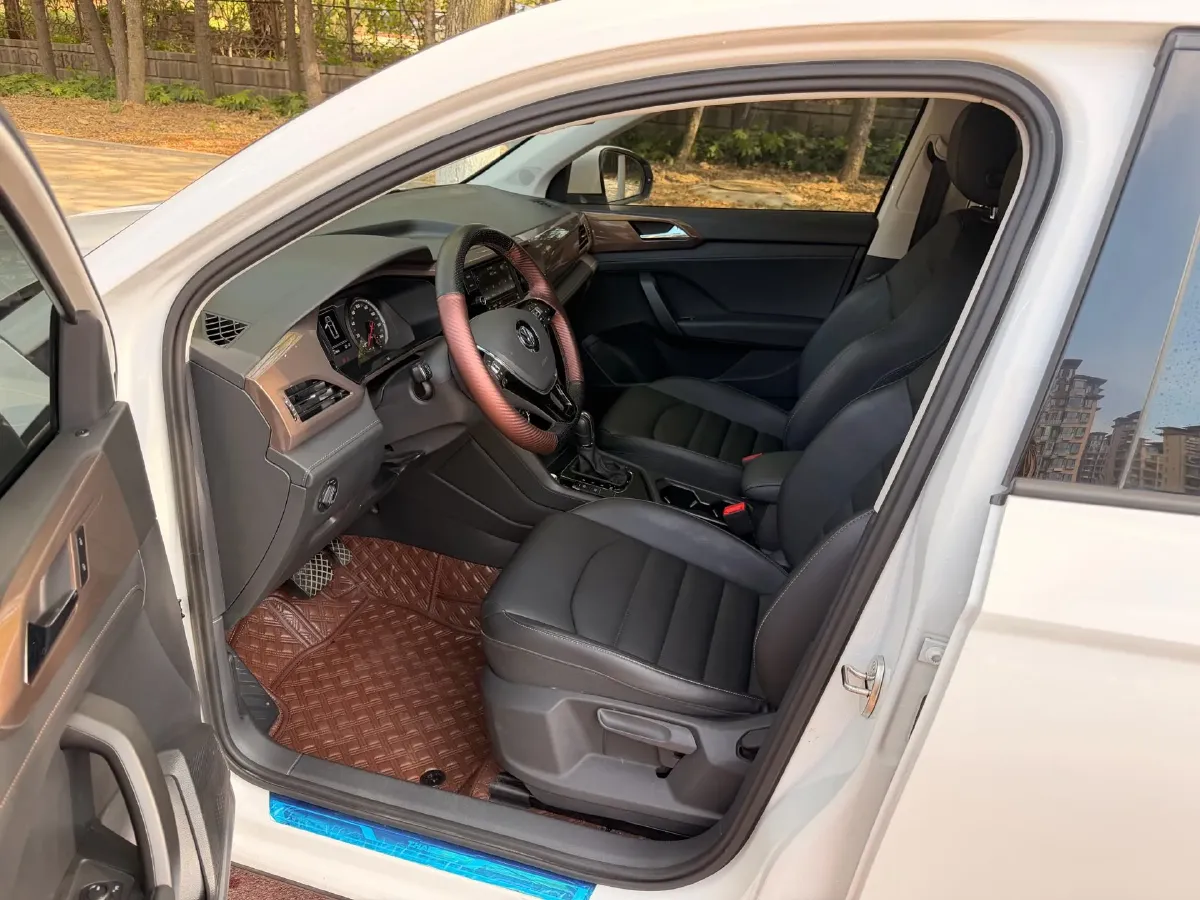 2021 Volkswagen Tharu 1.4T 150HP L4 7DCT,autocango,china used car exporter,china ev exporter,chinese used car exporter,chinese used ev exporter