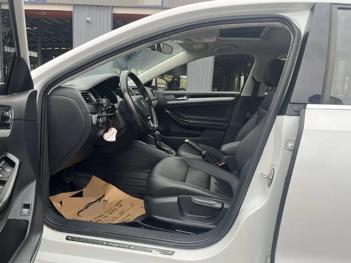 2018 Volkswagen Sagitar 1.2T 110HP L4 7DCT,autocango,china used car exporter,china ev exporter,chinese used car exporter,chinese used ev exporter