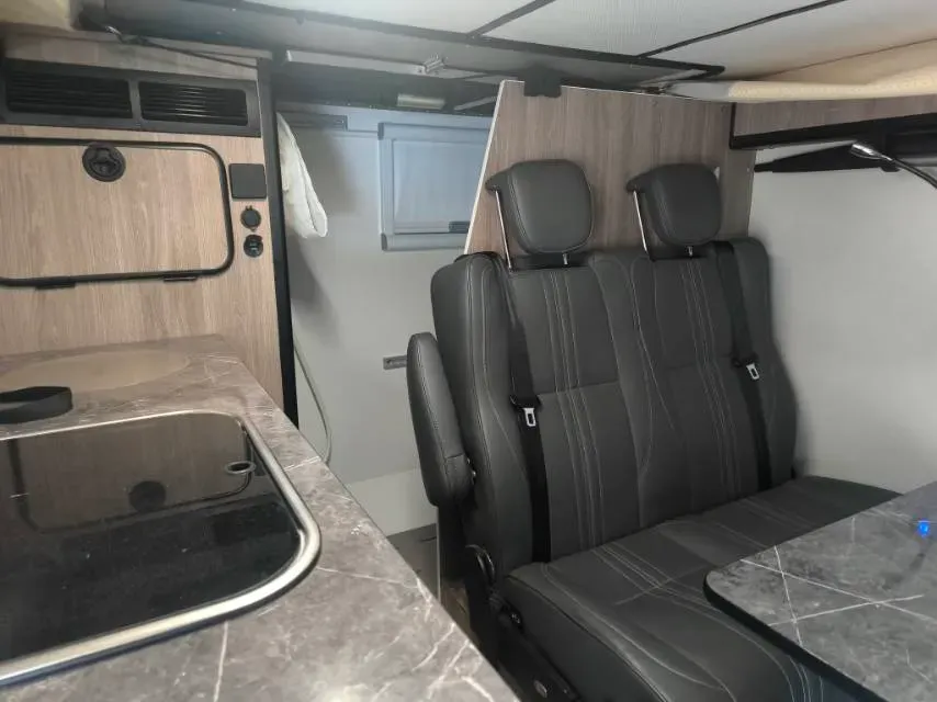 2021 Isuzu D-MAX 1.9T 163HP L4 6MT,autocango,china used car exporter,china ev exporter,chinese used car exporter,chinese used ev exporter