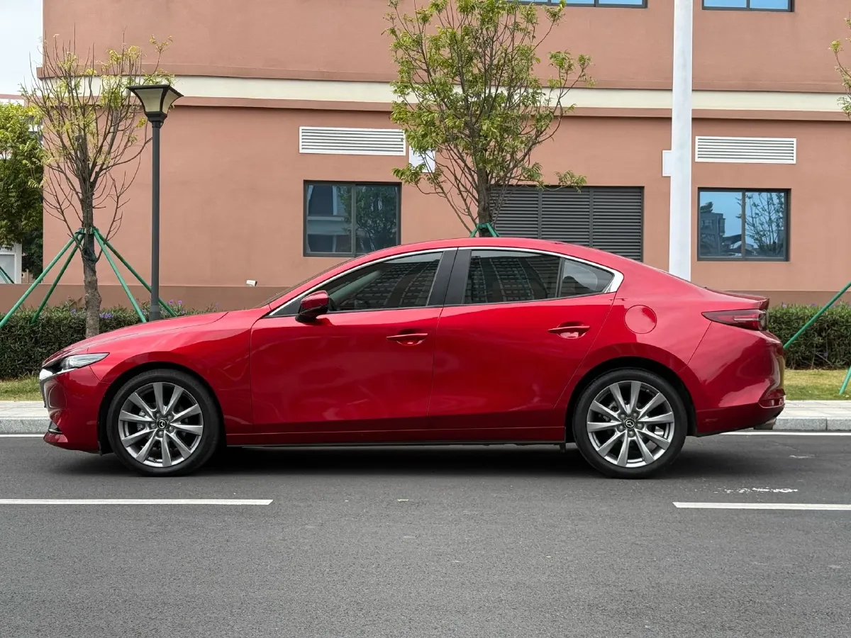 2021 Mazda 3 Axela 2.0L 158HP L4 6AT,autocango,china used car exporter,china ev exporter,chinese used car exporter,chinese used ev exporter
