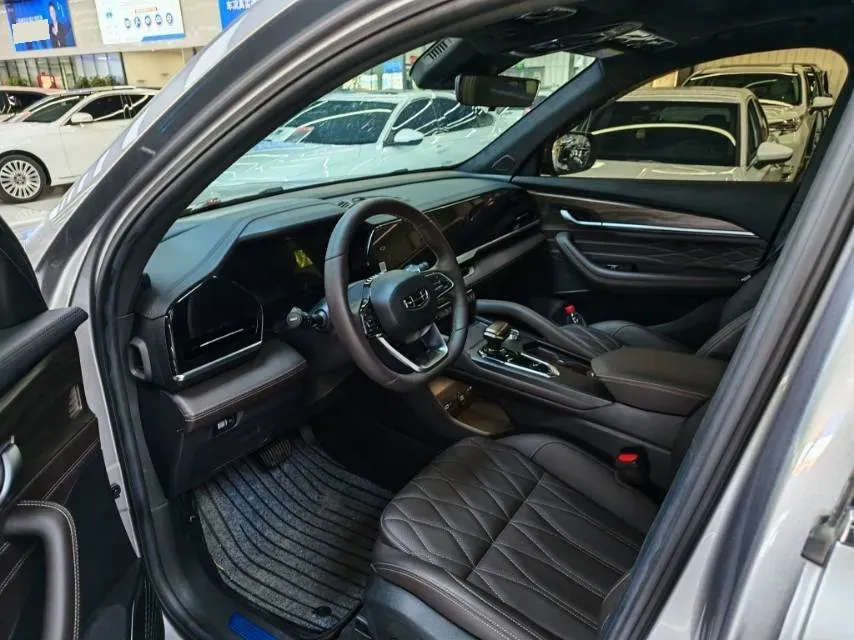 2025 Geely Monjaro 2.0T 238HP L4 8AT,autocango,china used car exporter,china ev exporter,chinese used car exporter,chinese used ev exporter