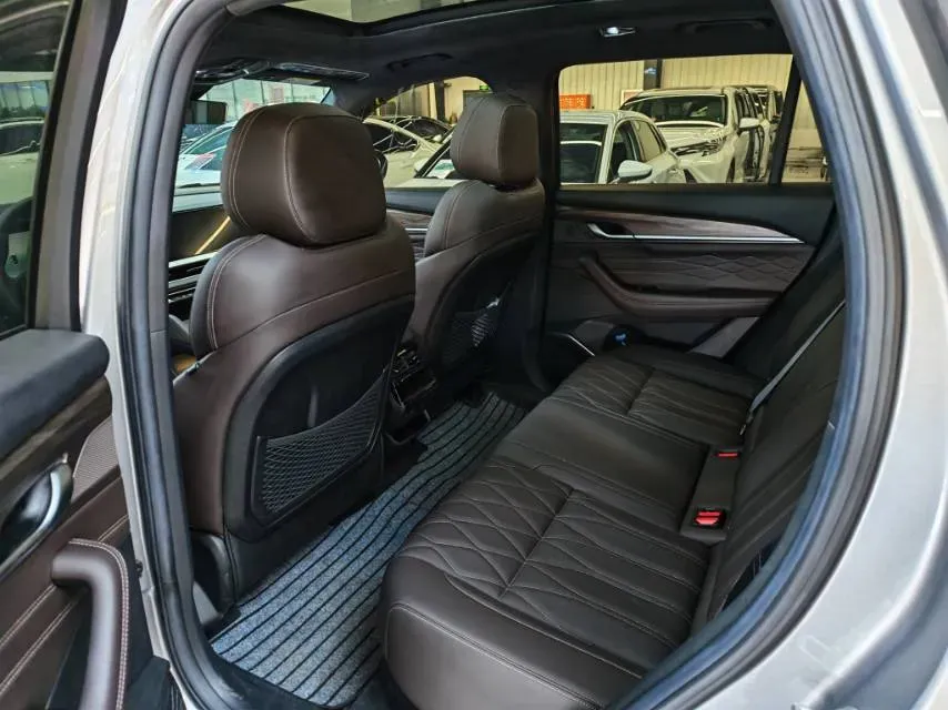 2025 Geely Monjaro 2.0T 238HP L4 8AT,autocango,china used car exporter,china ev exporter,chinese used car exporter,chinese used ev exporter