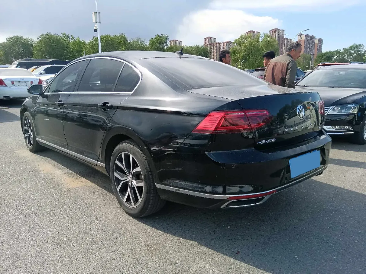 2020 Volkswagen Magotan 2.0T 186HP L4 7DCT,autocango,china used car exporter,china ev exporter,chinese used car exporter,chinese used ev exporter