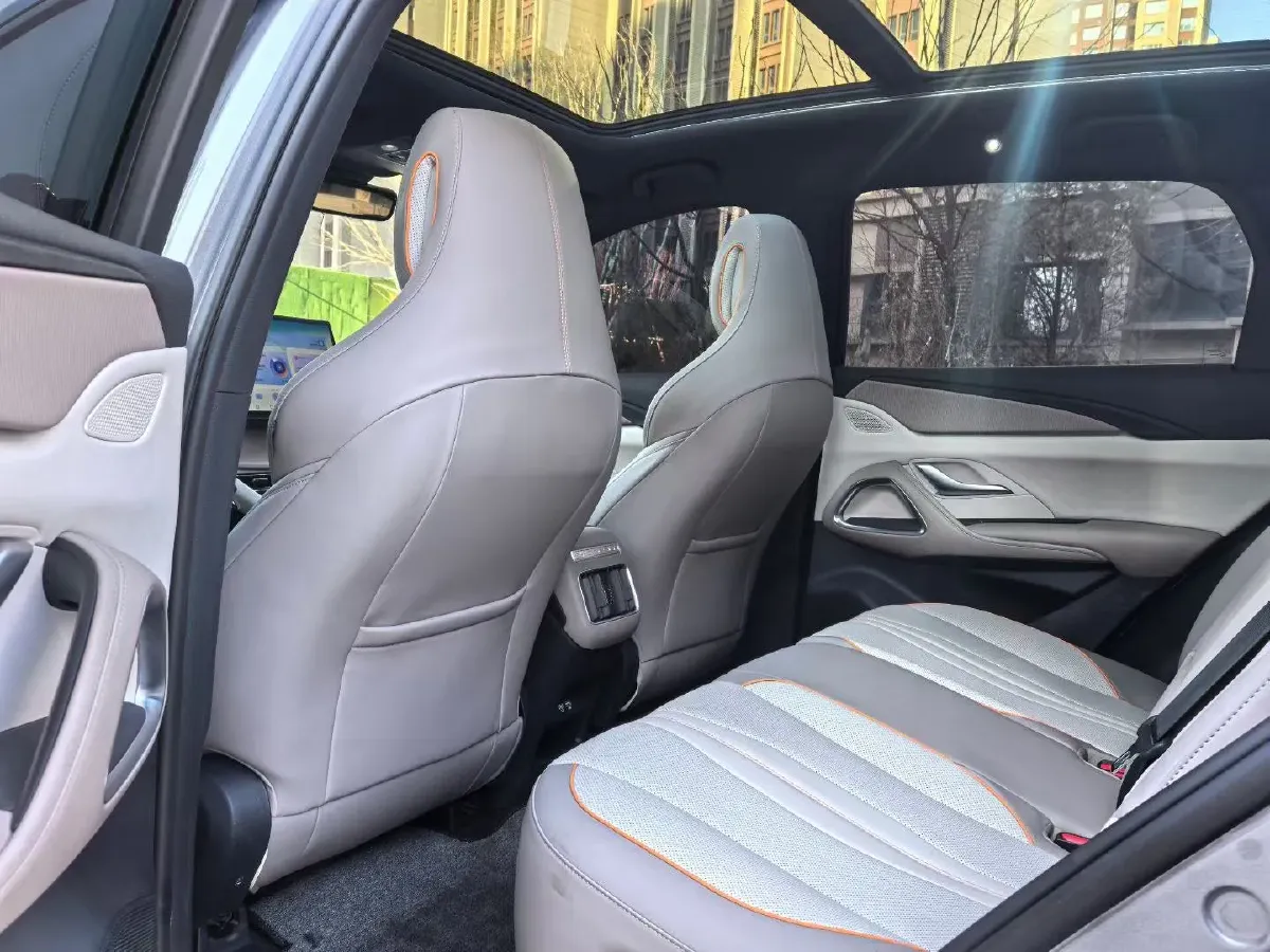 2023 BYD Song Pro 1.5L 110HP L4 E-CVT PHEV 18.3KWH,autocango,china used car exporter,china ev exporter,chinese used car exporter,chinese used ev exporter