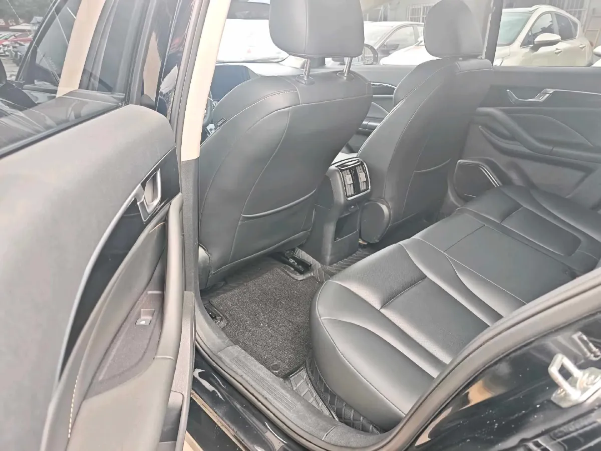 2022 DongFeng Fengon Fengon 580 1.5T 184HP L4 6AT,autocango,china used car exporter,china ev exporter,chinese used car exporter,chinese used ev exporter