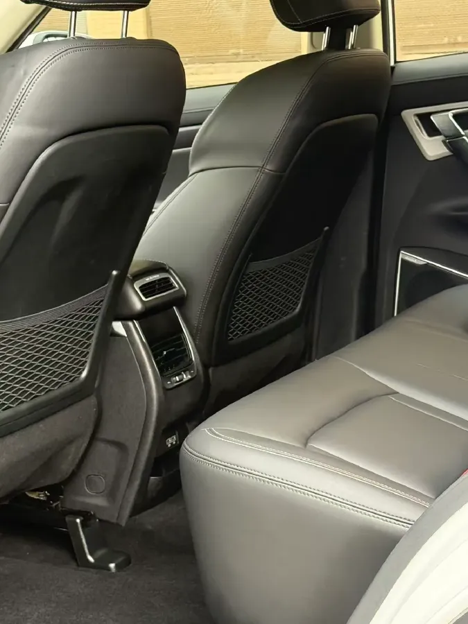 2018 Geely Azkarra 1.8T 184HP L4 6AT,autocango,china used car exporter,china ev exporter,chinese used car exporter,chinese used ev exporter