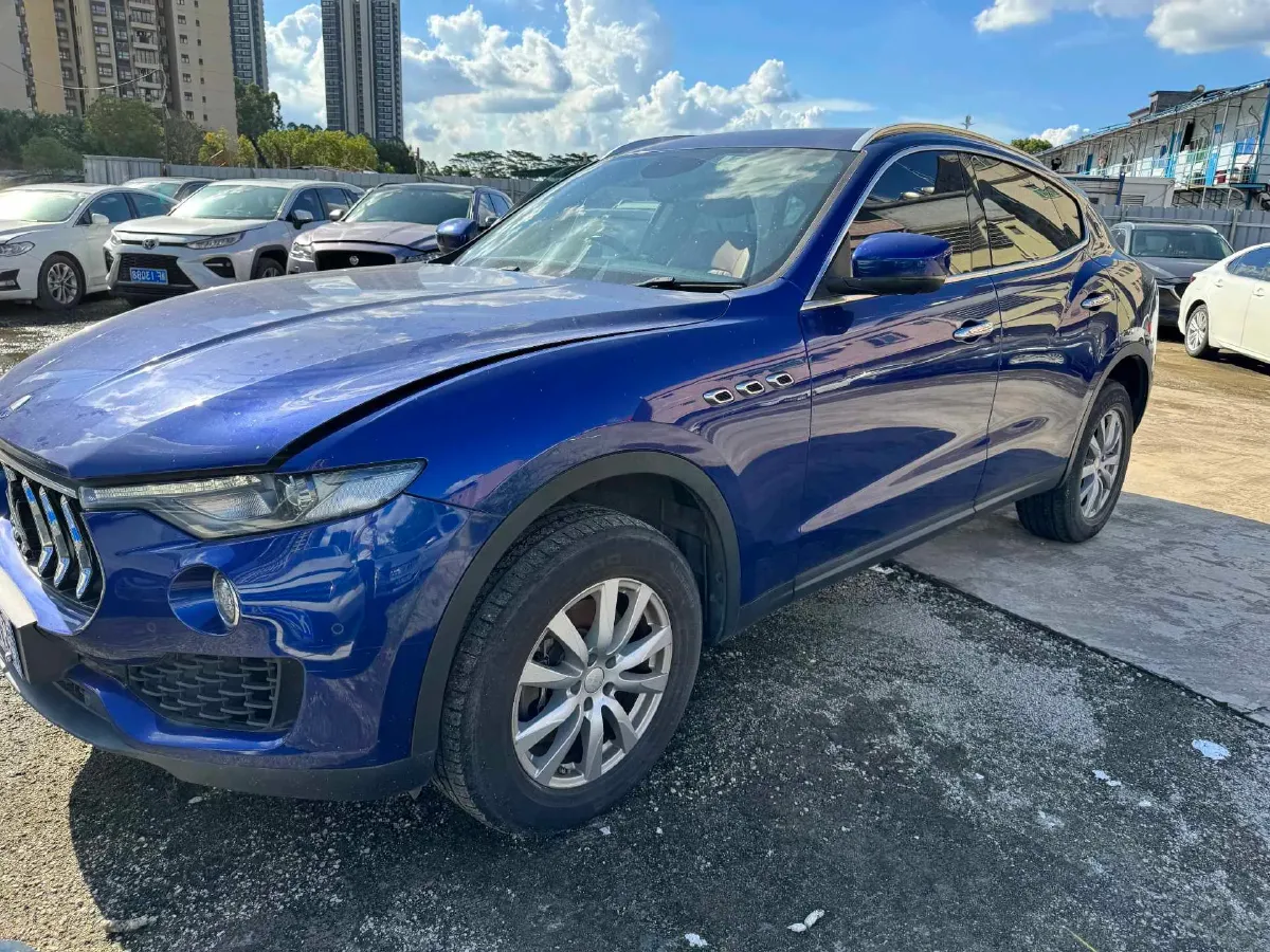 2018 Maserati Levante 3.0T 350HP V6 8AT,autocango,china used car exporter,china ev exporter,chinese used car exporter,chinese used ev exporter