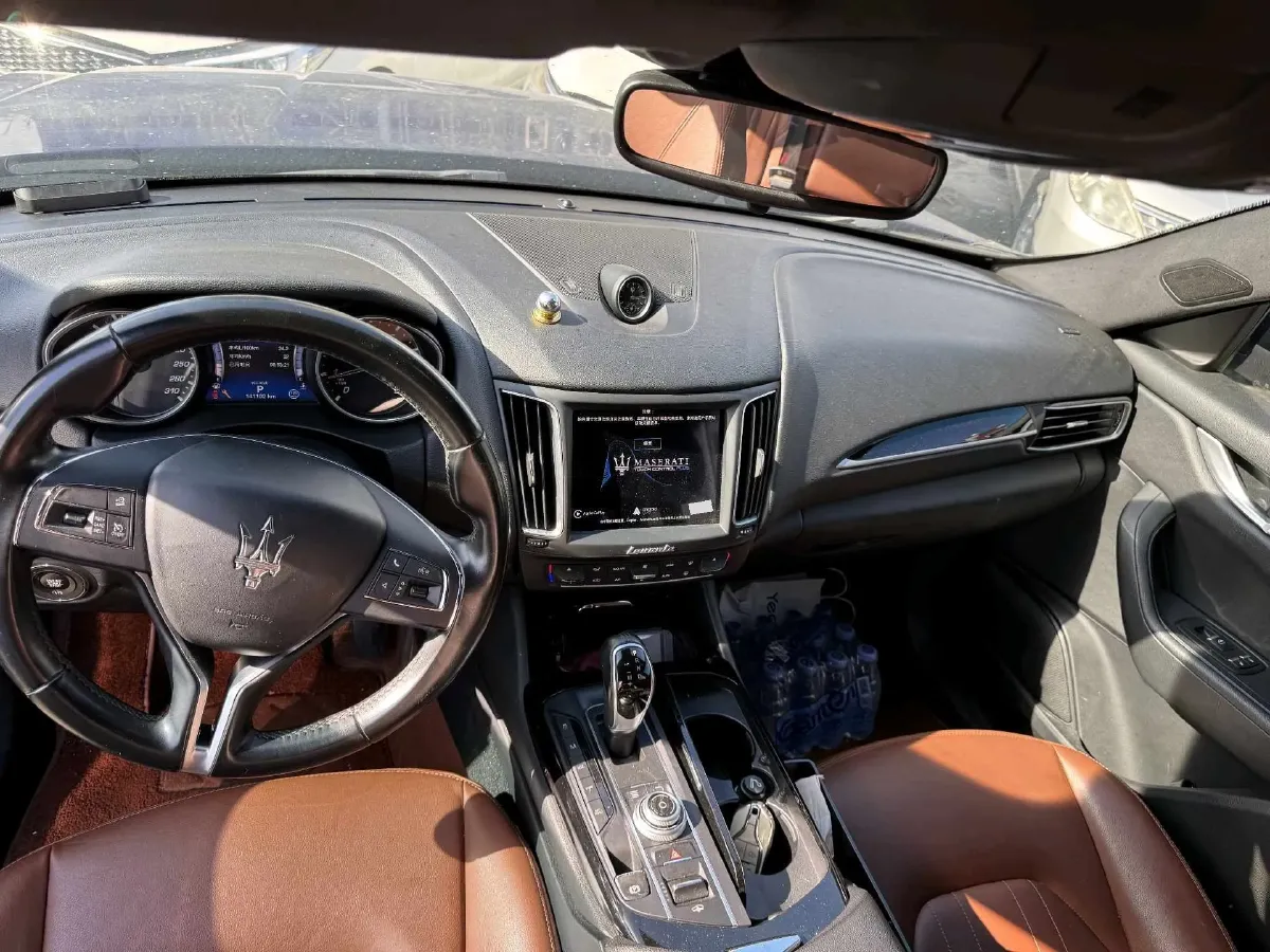 2018 Maserati Levante 3.0T 350HP V6 8AT,autocango,china used car exporter,china ev exporter,chinese used car exporter,chinese used ev exporter