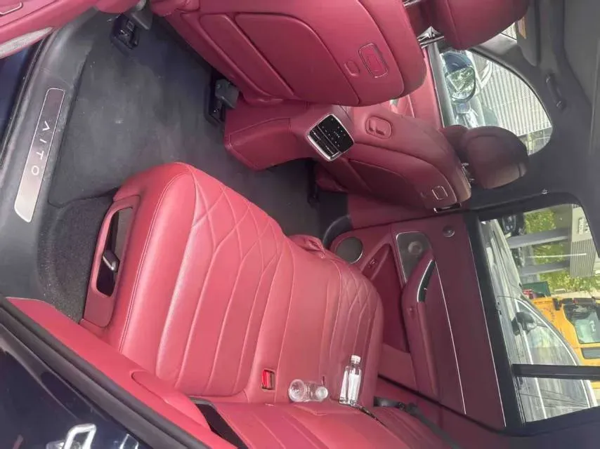 2025 AITO AITO M8 REEV 160HP REEV 53.4KWH,autocango,china used car exporter,china ev exporter,chinese used car exporter,chinese used ev exporter