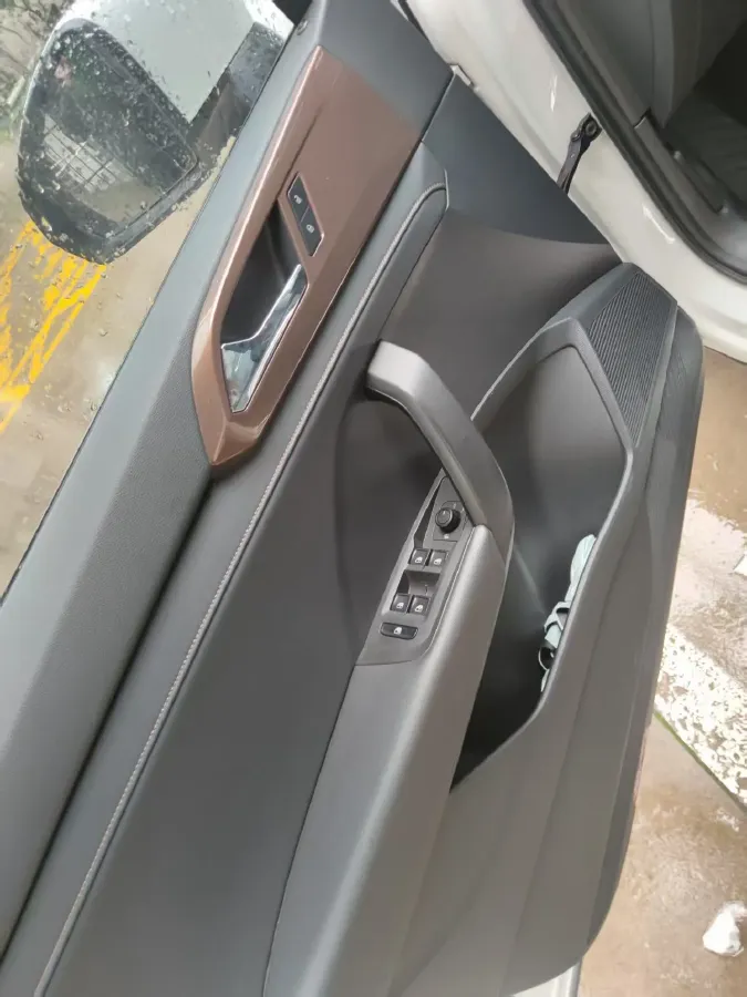 2020 Volkswagen Tharu 1.4T 150HP L4 7DCT,autocango,china used car exporter,china ev exporter,chinese used car exporter,chinese used ev exporter