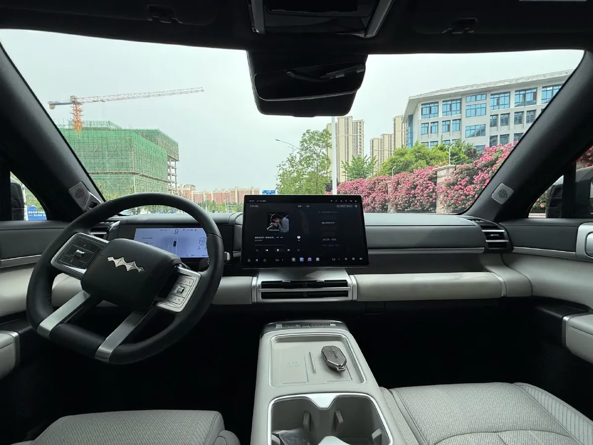 2025 FangChengBao Tai 7 1.5T 156HP L4 E-CVT PHEV,autocango,china used car exporter,china ev exporter,chinese used car exporter,chinese used ev exporter