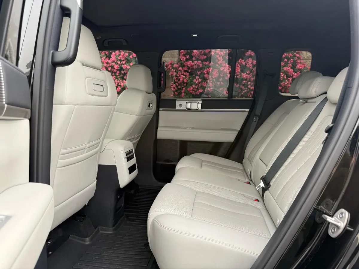 2025 FangChengBao Tai 7 1.5T 156HP L4 E-CVT PHEV,autocango,china used car exporter,china ev exporter,chinese used car exporter,chinese used ev exporter