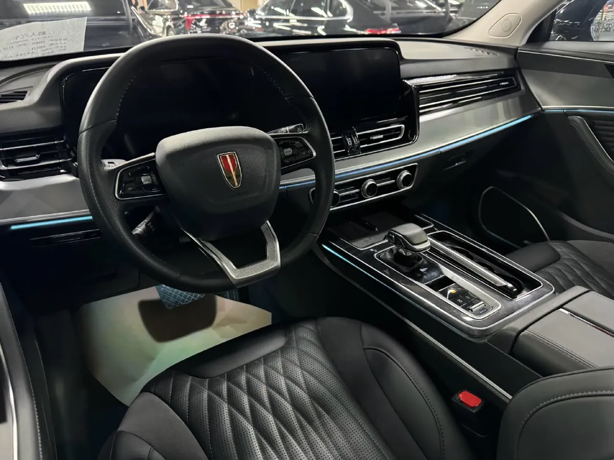 2023 HongQi HS5 2.0T 252HP L4 8AT,autocango,china used car exporter,china ev exporter,chinese used car exporter,chinese used ev exporter