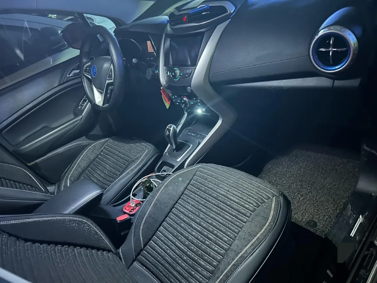 2018 BYD Yuan BEV 42KWH,autocango,china used car exporter,china ev exporter,chinese used car exporter,chinese used ev exporter